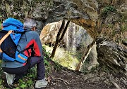 CORNA ROSSA, anello sui fianchi ed in groppa da Zogno (17apr21)